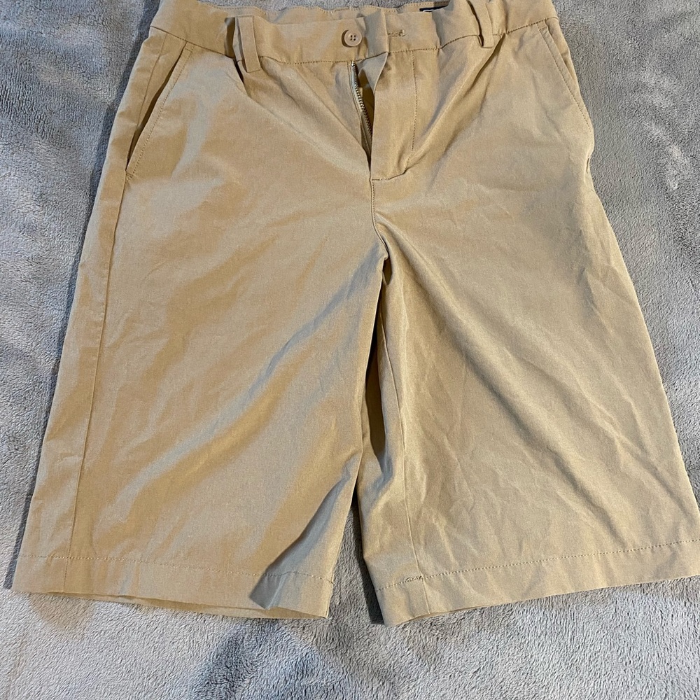 Vineyard Vines Boys Golf Performance Shorts Kaki